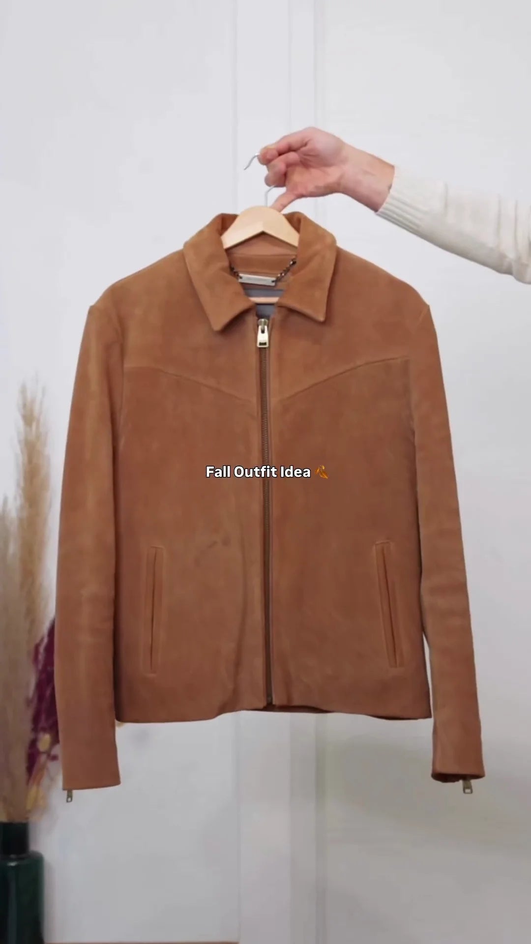 Men’s Suede Jacket in a brown/camel color