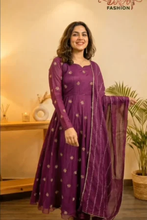 ethnic embroidered zari panelled anarkali kurta